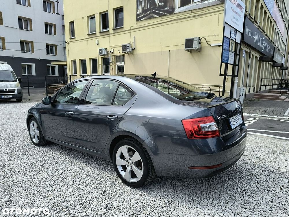 Skoda Octavia 2.0 TSI 4x4 Style DSG - 7