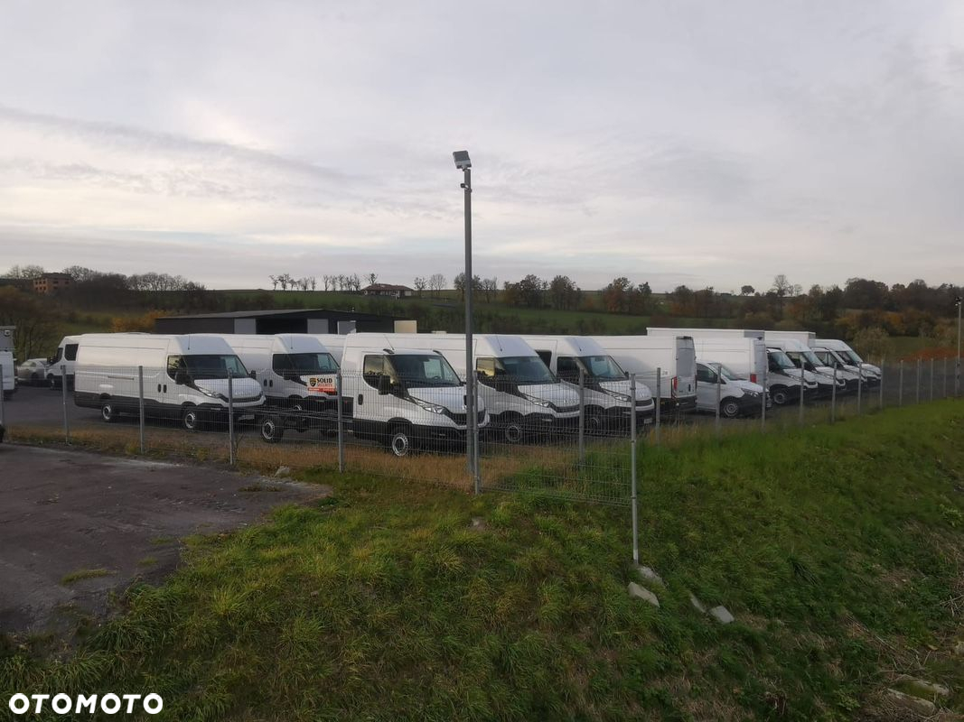 Iveco Daily - 12