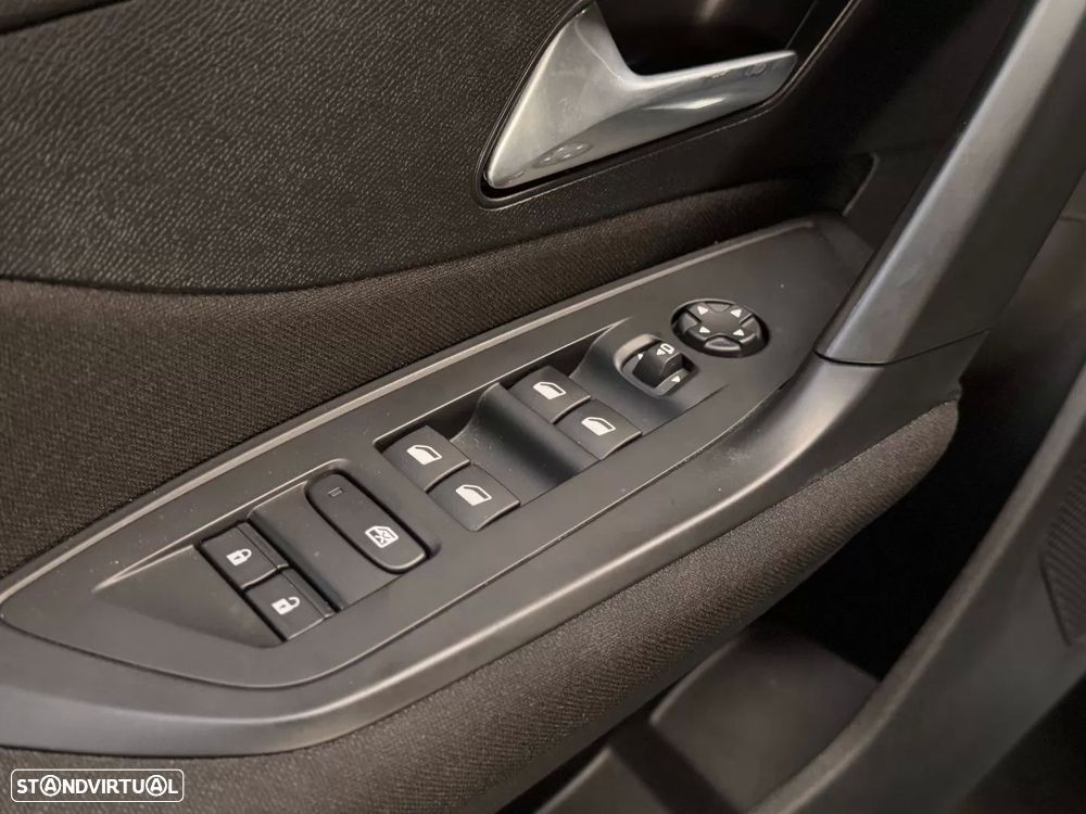Peugeot 308 1.2 PureTech Active Pack - 15