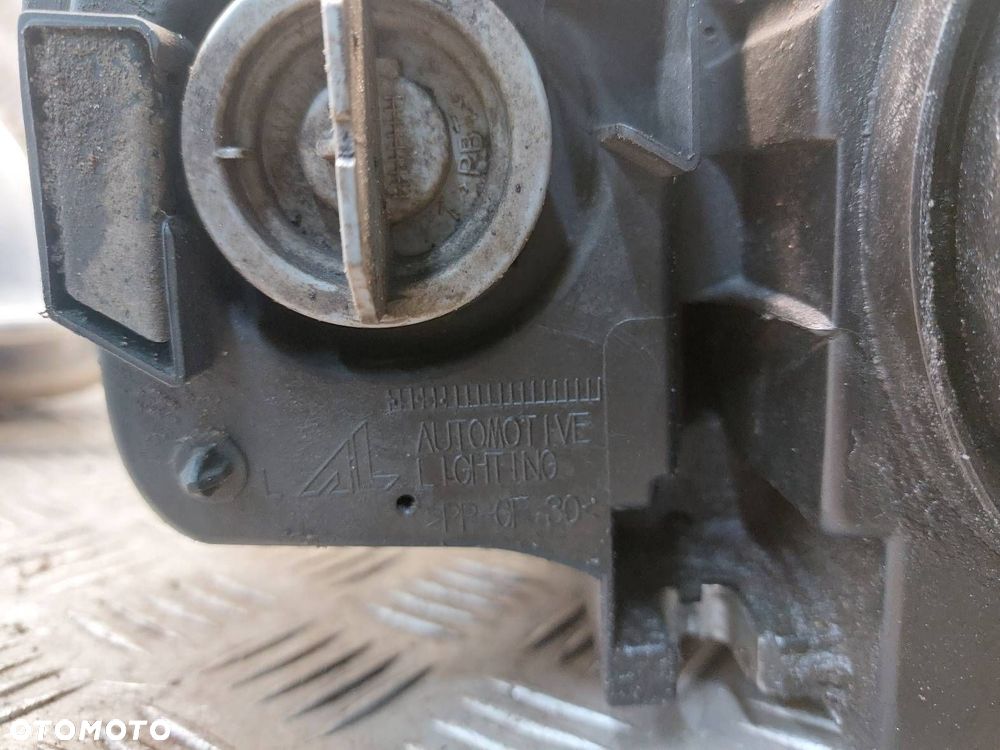 LAMPA LEWY PRZÓD PRAWY PRZÓD AUDI A4 B7 XENON NA CZĘŚCI 1307329115 - 6