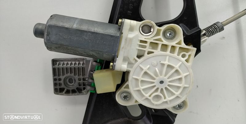 Elevador Elect Fte Dto Mercedes-Benz E-Class (W211) - 2