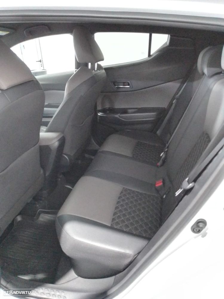 Toyota C-HR 1.8 Hybrid Exclusive - 10