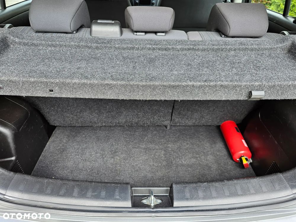 Suzuki Swift 1.3 DDiS Club - 20