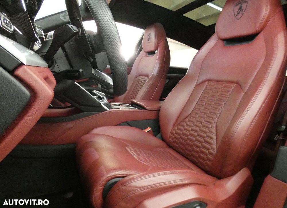 Lamborghini URUS Standard - 11