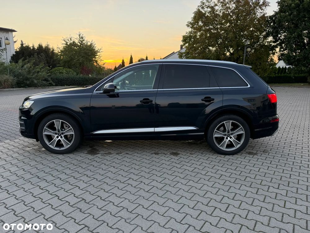 Audi Q7 2015 photo 4