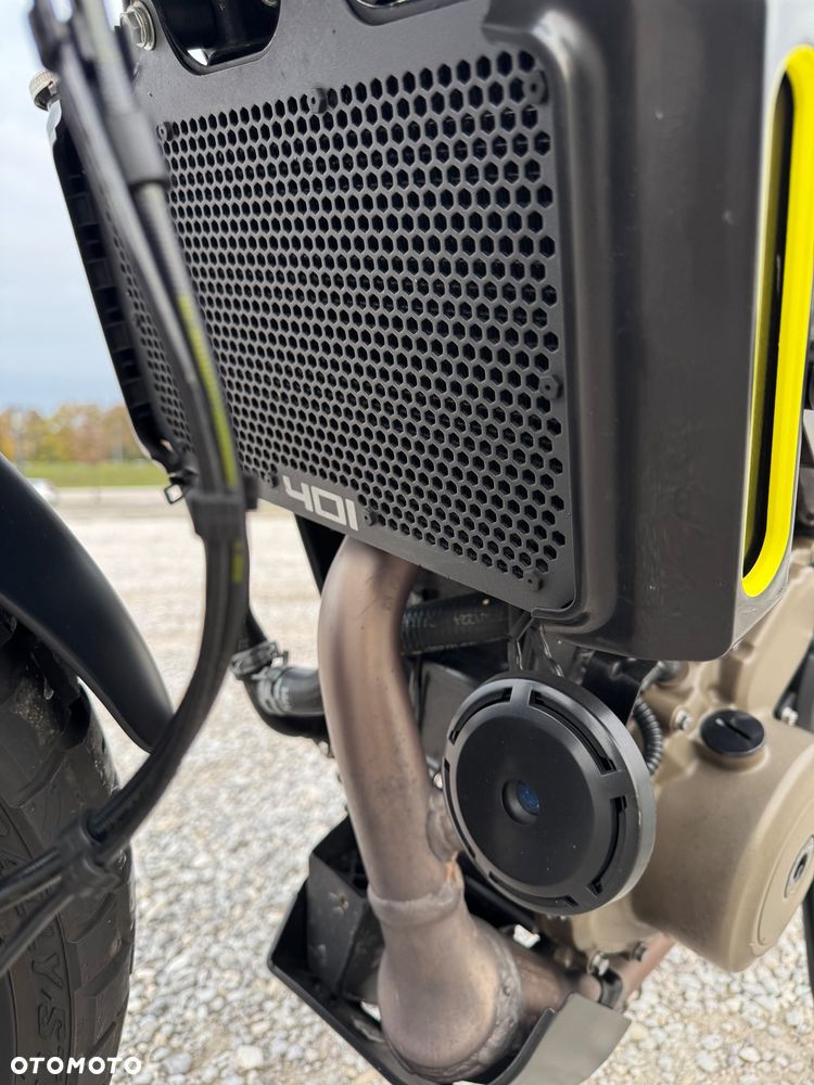 Husqvarna Svartpilen - 6