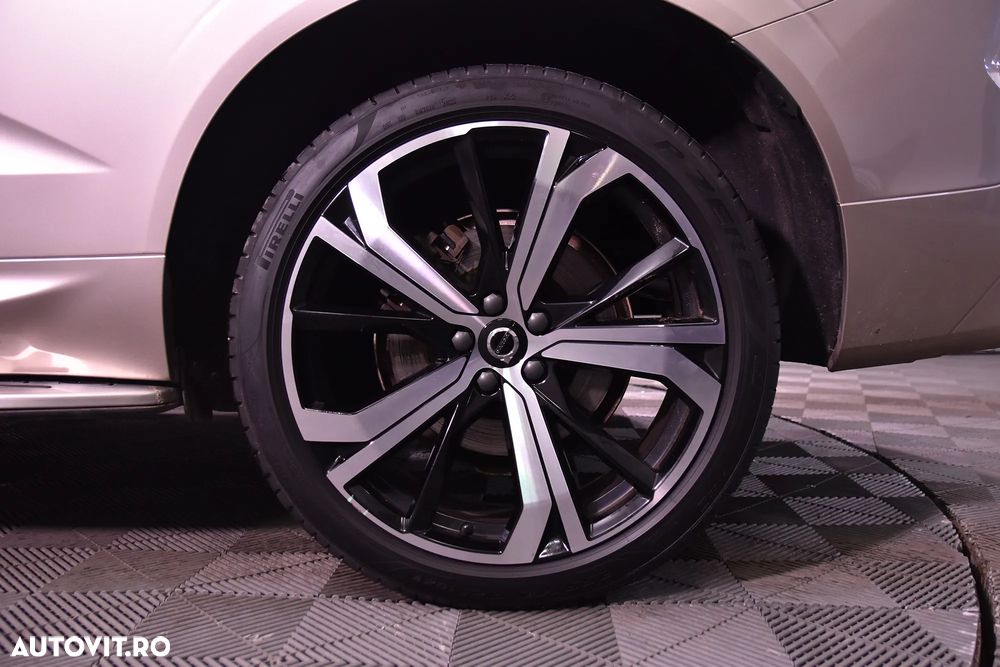 Volvo XC 60 - 14