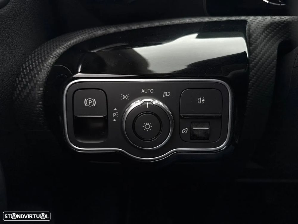 Mercedes-Benz A 200 Standard - 24