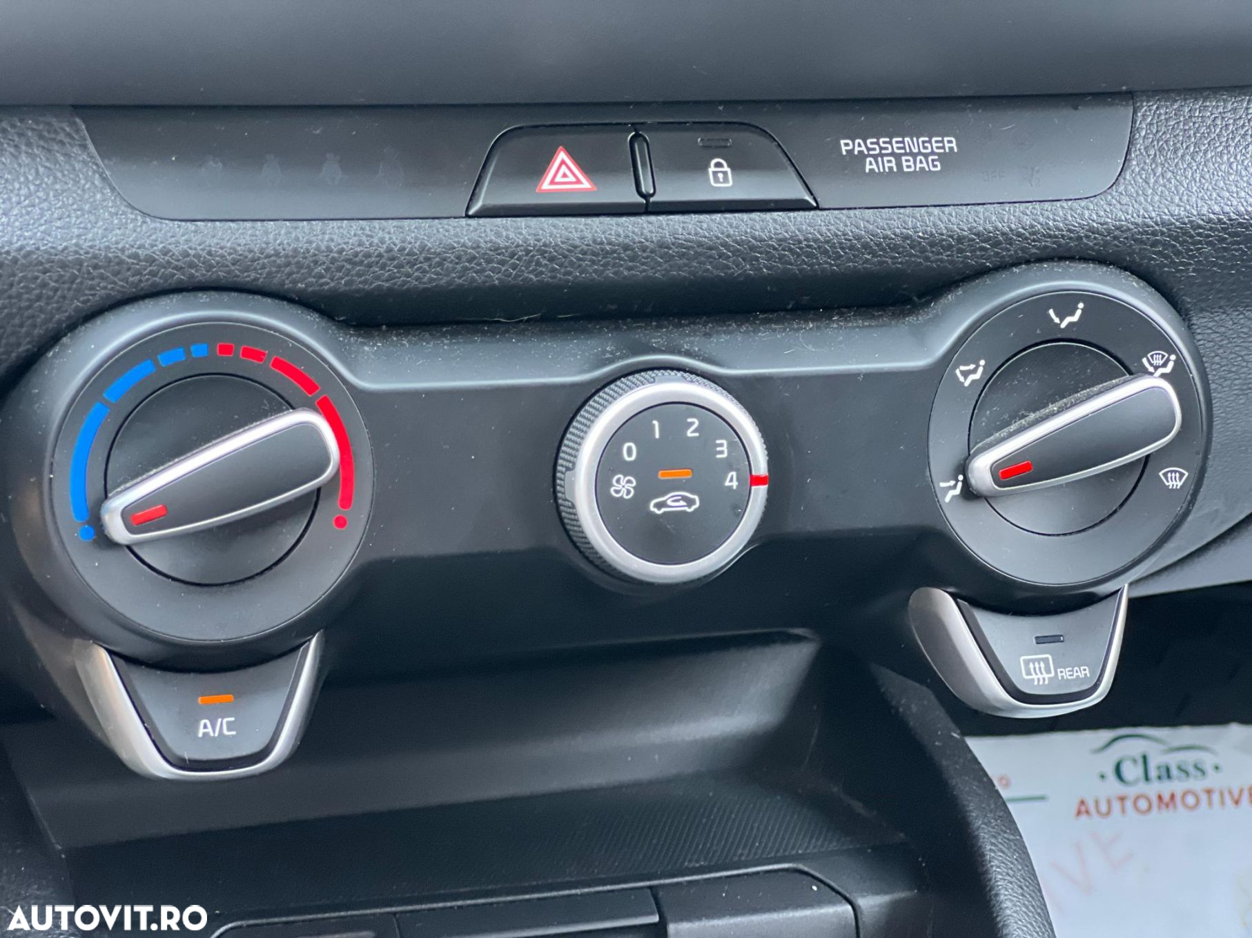 Kia Stonic 1.4 GSL 6AT Urban - 19