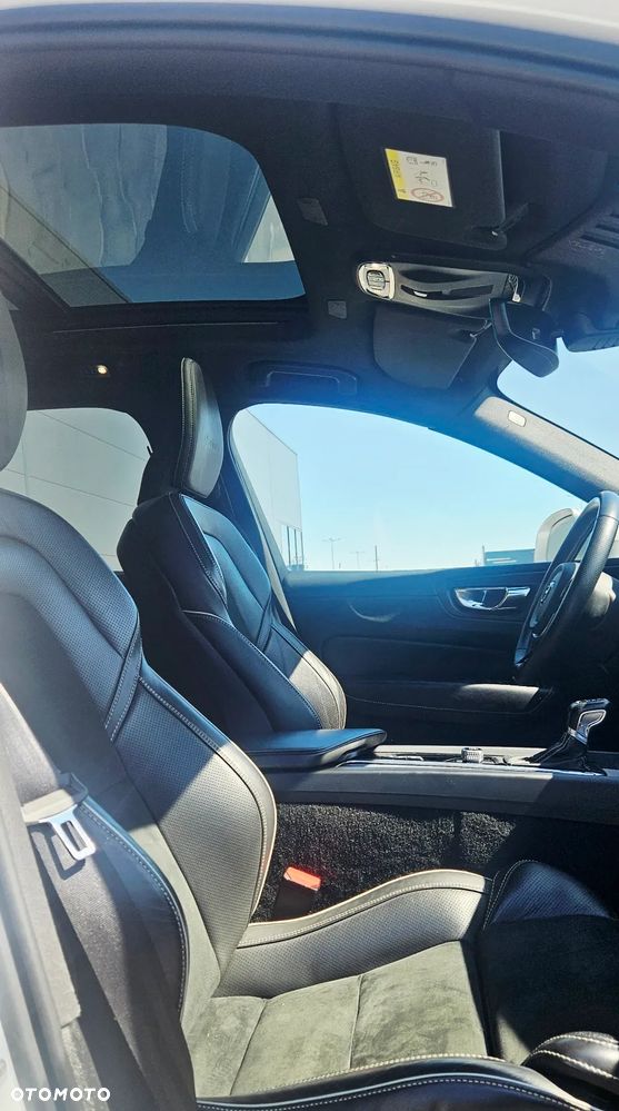 Volvo XC 60 D4 R-Design - 15