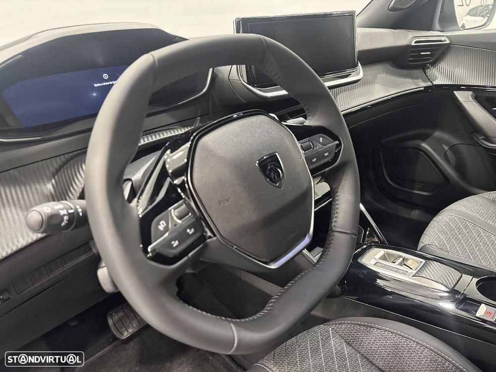 Peugeot 2008 1.2 Hybrid Allure e-DCS6 - 12