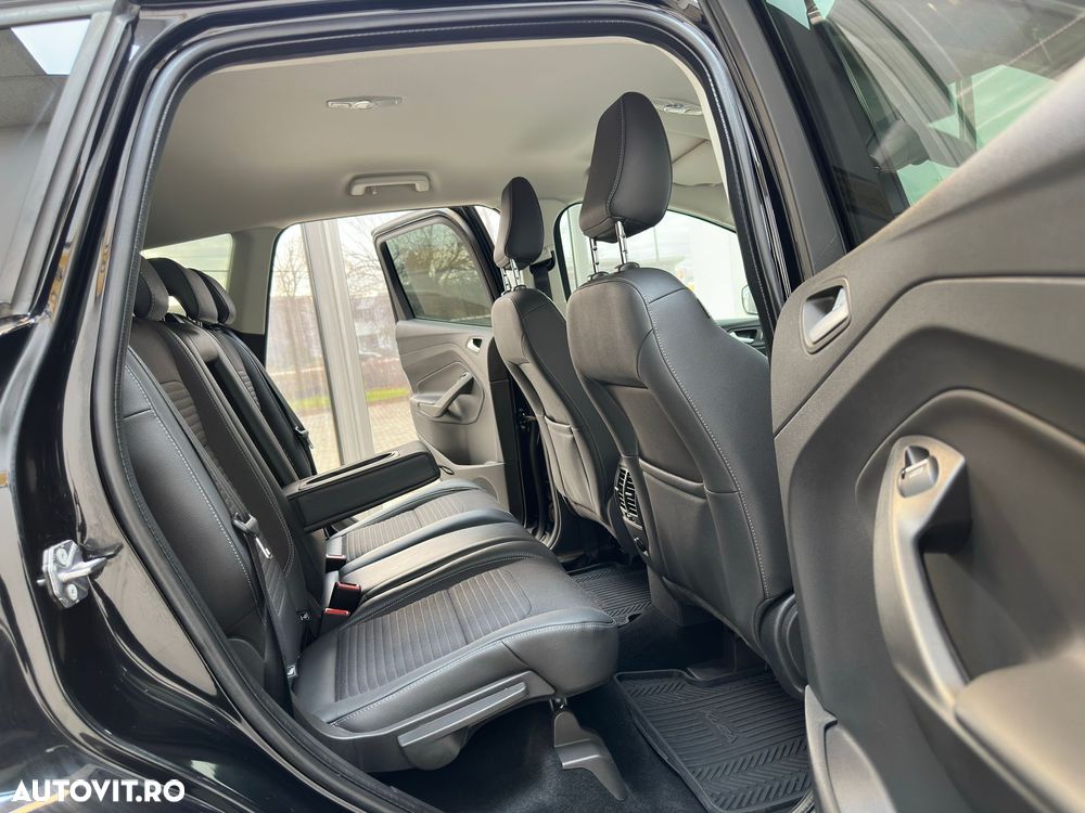 Ford Kuga 2.0 TDCi 4x4 Aut. Titanium - 10