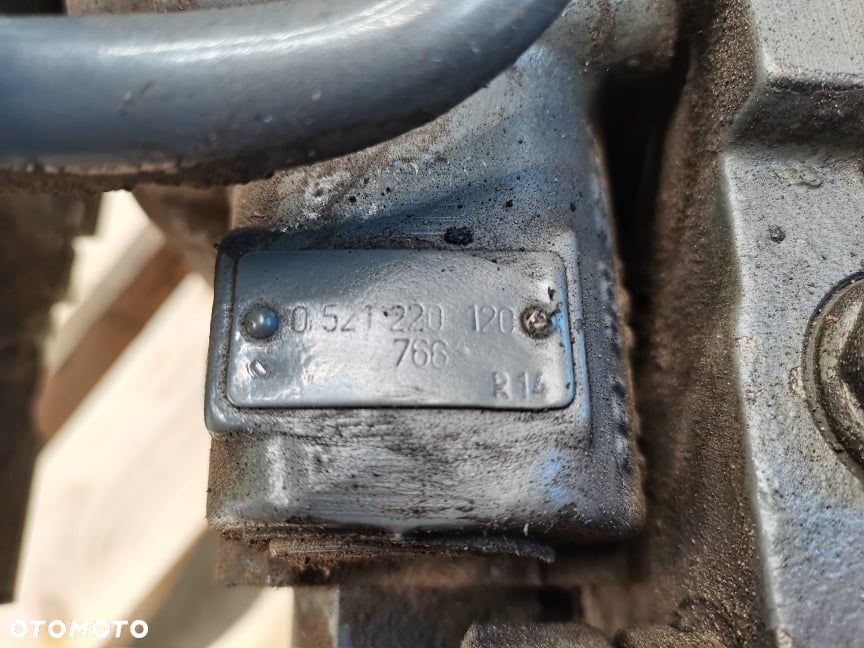 Rozdzielacz Fendt 824 Favorit - 5