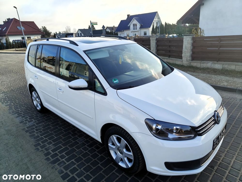 Volkswagen Touran 2.0 TDI DPF BlueMotion Technology Comfortline - 24