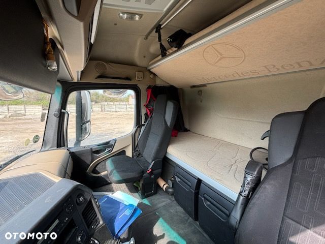 Mercedes-Benz ACTROS 1845 SPACE AUTOMAT RETARDER STANDKLIMA SPOJLERY WEBASTO LODÓWKA 2xALUTANK 700000km EURO 6 LOW DECK MEGA 2016 ŁADNY - 4