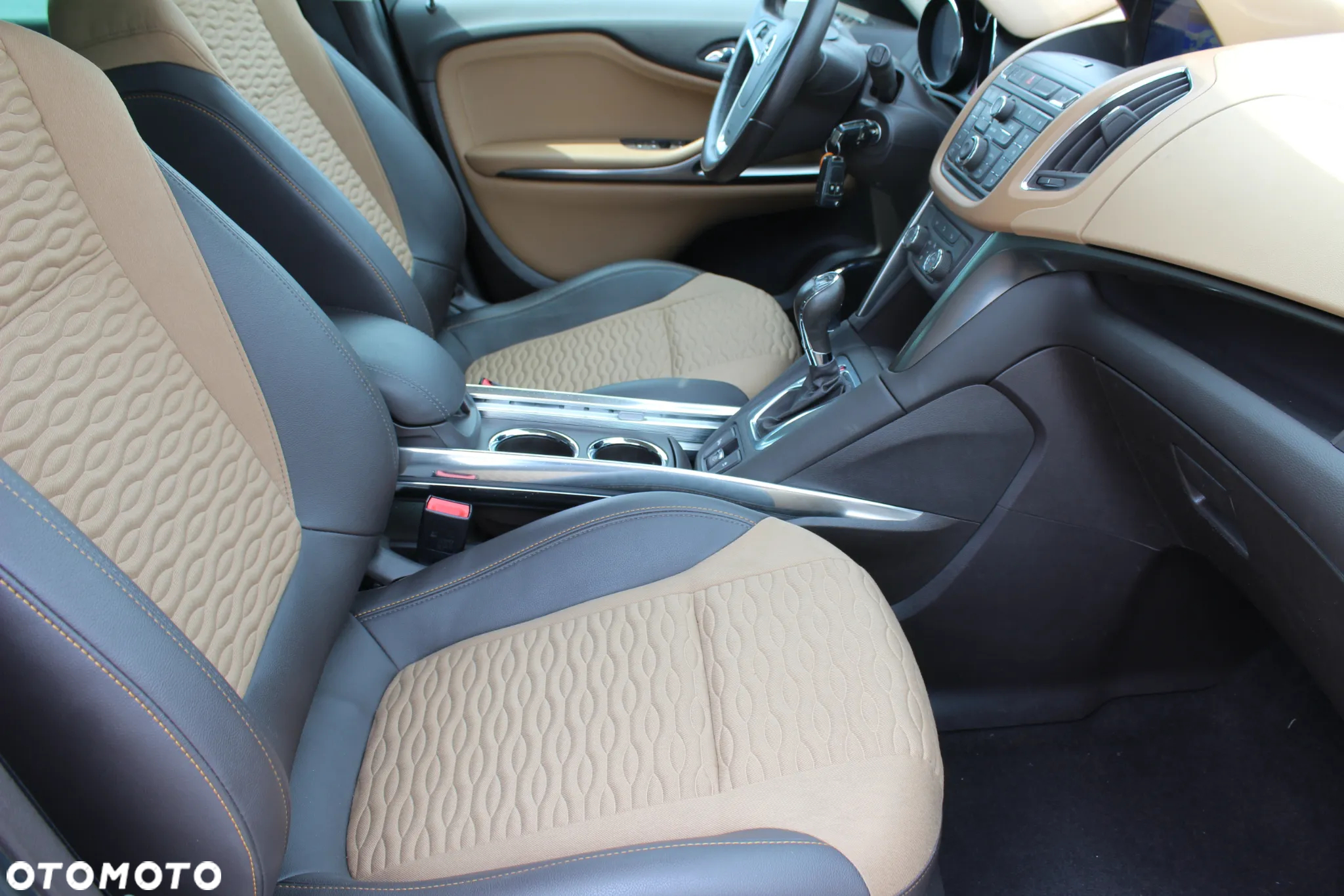 Opel Zafira Tourer 2.0 CDTI Innovation - 8