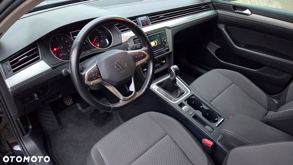 Volkswagen Passat 1.5 TSI EVO Essence - 15