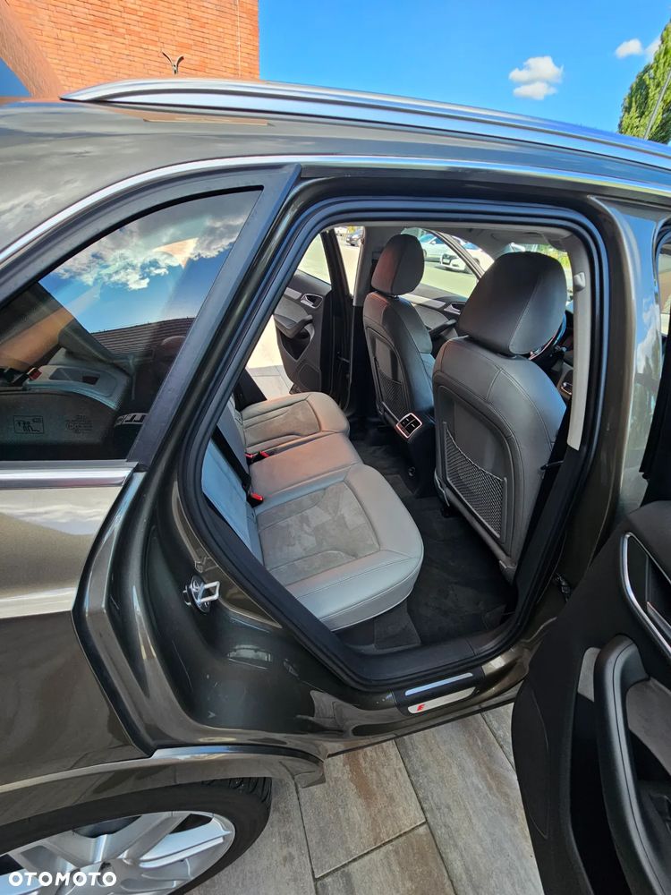 Audi Q3 2.0 TDI Quattro Design S tronic - 25