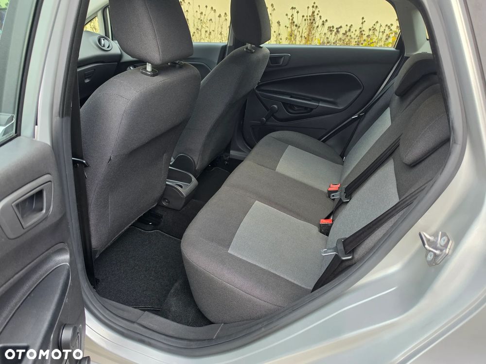Ford Fiesta - 13