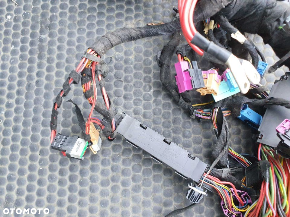 Wiazka Instalacja Wnetrza EUROPA AUDI A4 B6 Benzyna 3.0 ASN V6 Kombi Automat - 14