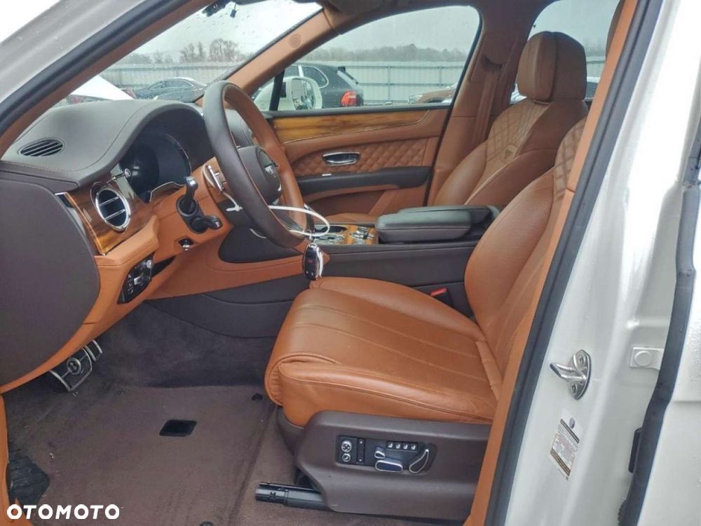 Bentley Bentayga - 7