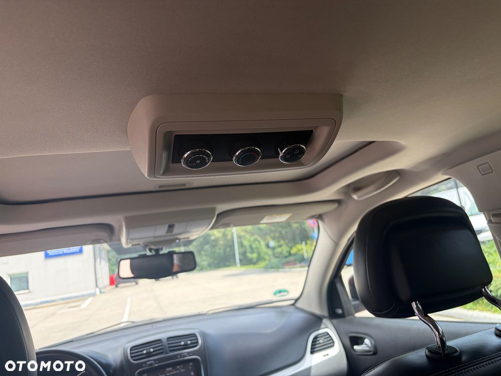 Fiat Freemont 2.0 Multijet Lounge AWD - 17