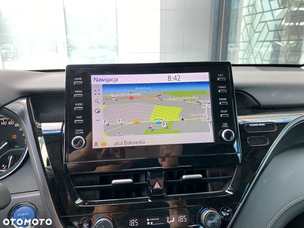 Toyota Camry 2.5 Hybrid Executive CVT - 16