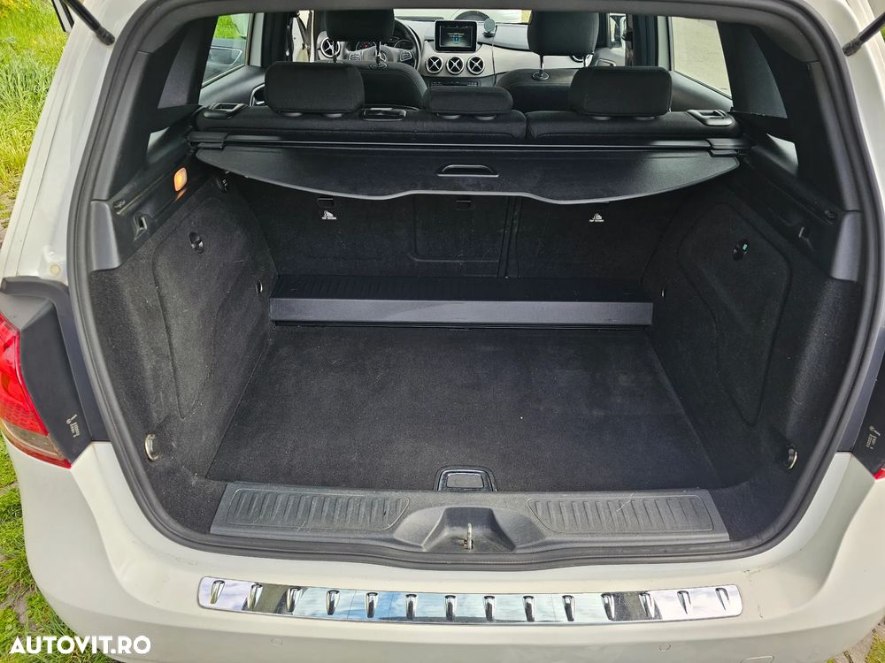 Mercedes-Benz B 180 d 7G-DCT Edition - 13