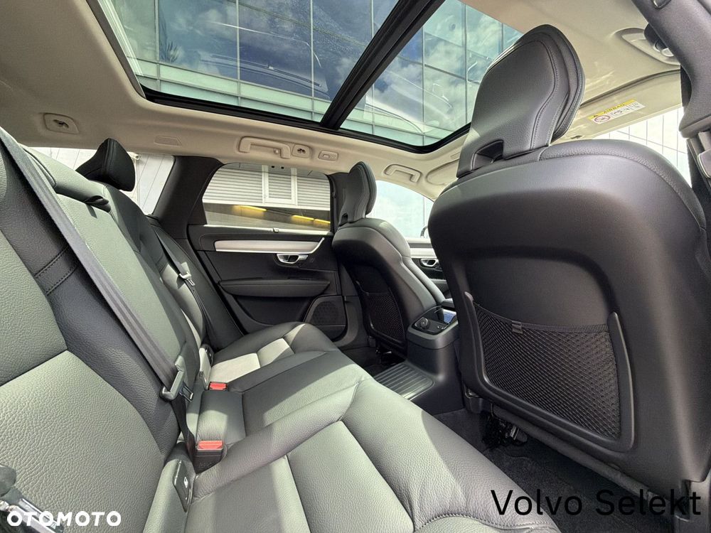 Volvo V90 - 16