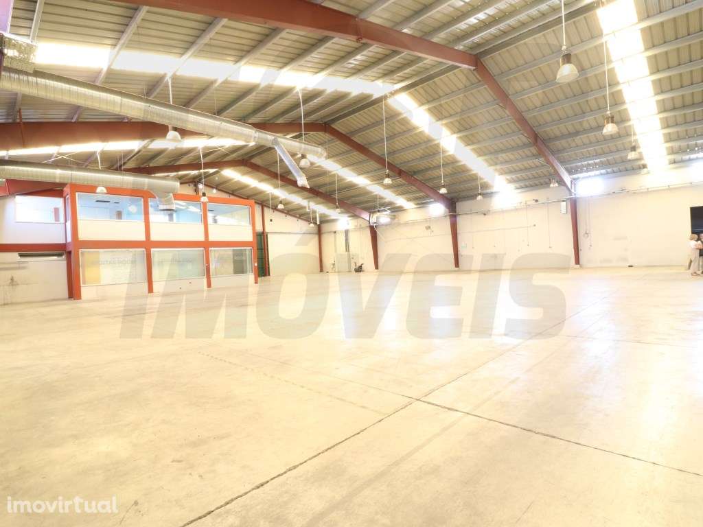 Armazém para Venda - Salvaterra de Magos -1551.35m2 - 525.000€ - Grande imagem: 3/5