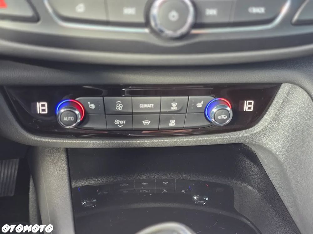 Opel Astra 1.6 CDTI Cosmo - 21