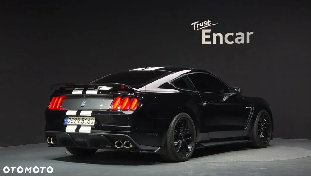 Ford Mustang 5.0 V8 GT - 3