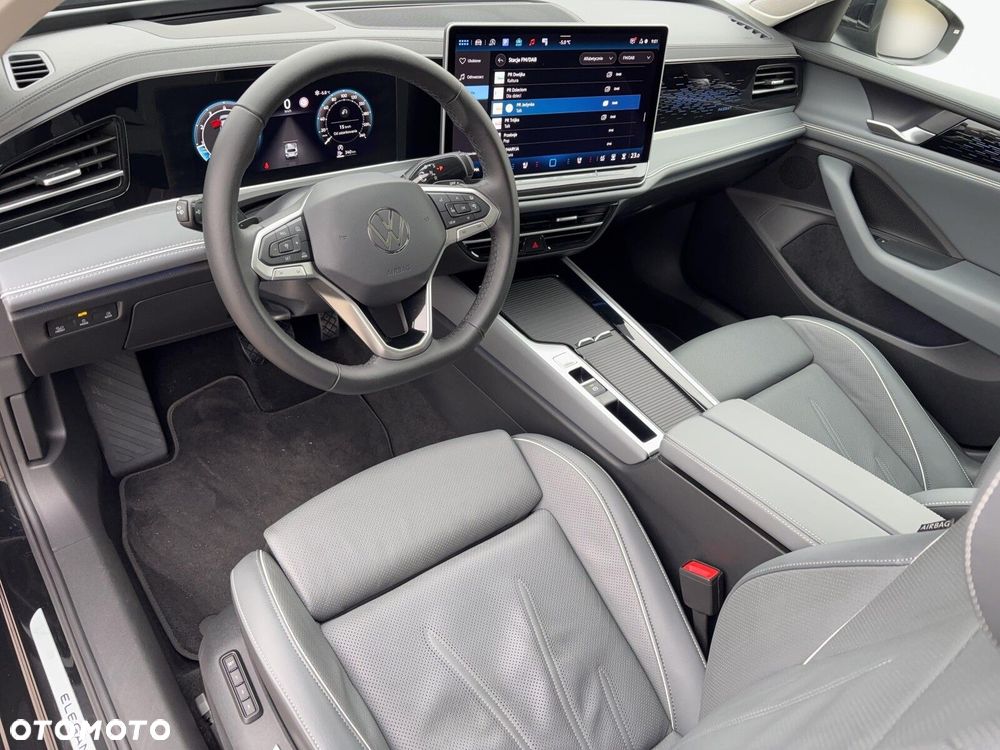 Volkswagen Passat Variant 1.5 TSI ACT mHEV DSG - 11