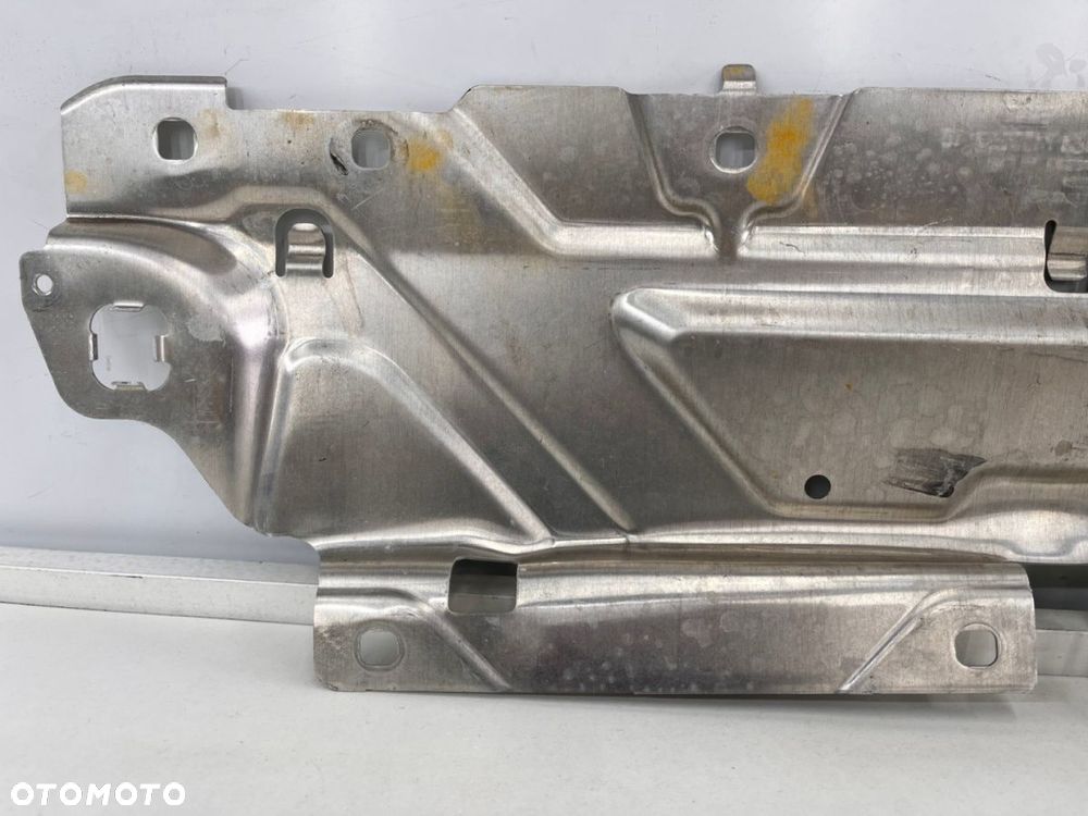 Pas przedni BMW 3 G20 G21 przednie górne wzmocnienie popszeczne lącznik 2018r.-> 7422287 - 8