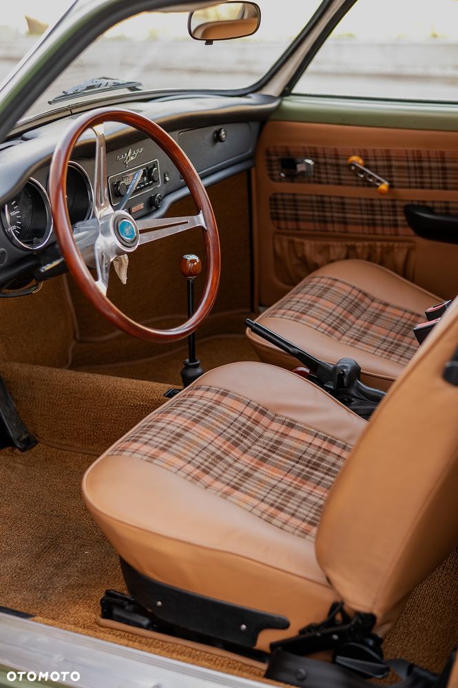 Volkswagen Karmann Ghia - 22