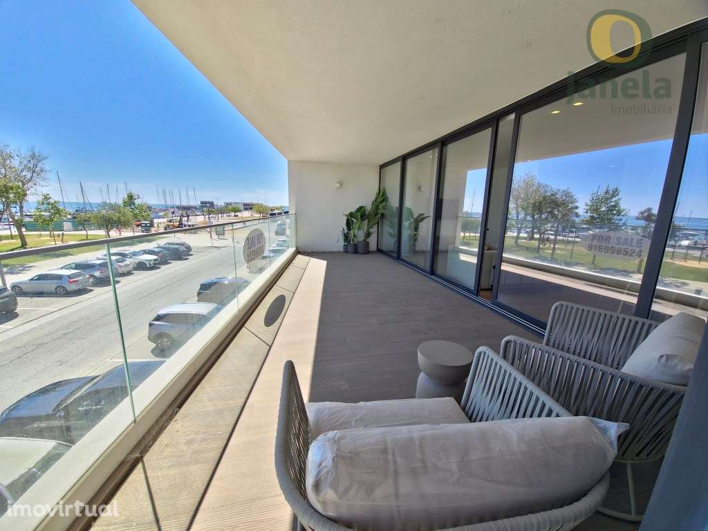 Extraordinário T2 1ª linha de MAR em Olhão - Grande imagem: 5/39