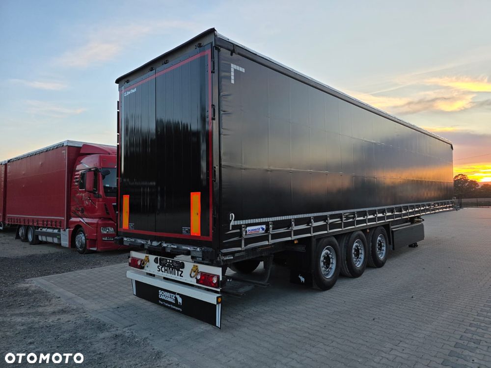 Schmitz Cargobull 3 - 13