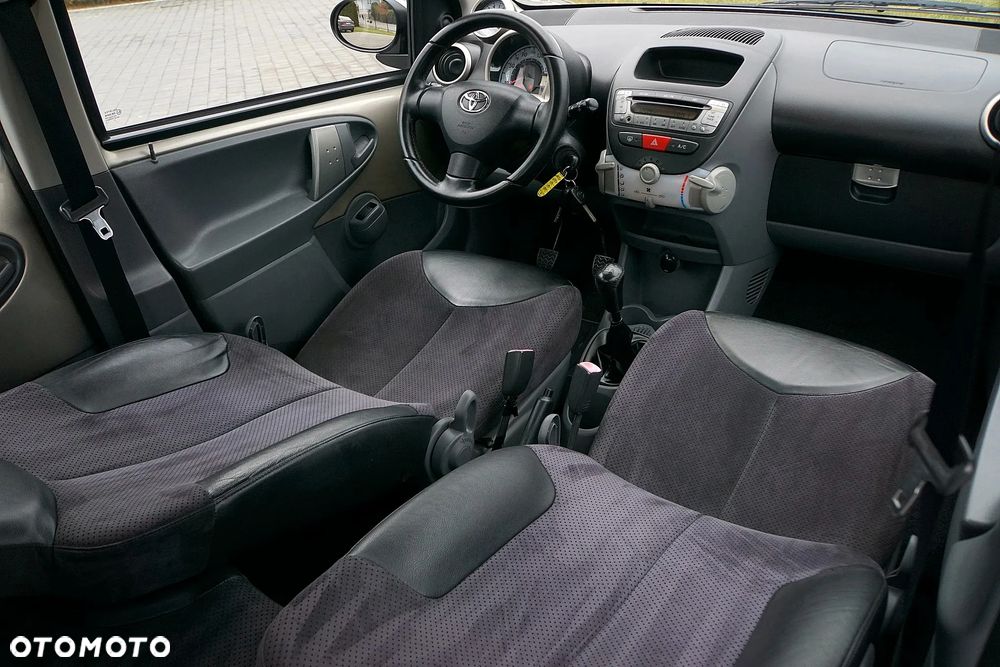 Toyota Aygo 1.0 VVT-i Premium - 35