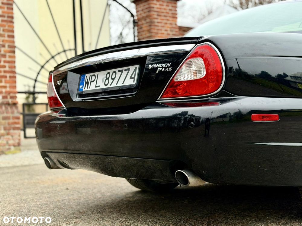 Jaguar XJ XJ8 4.2 Executive - 15