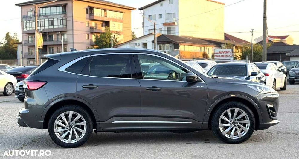 Ford Kuga - 11