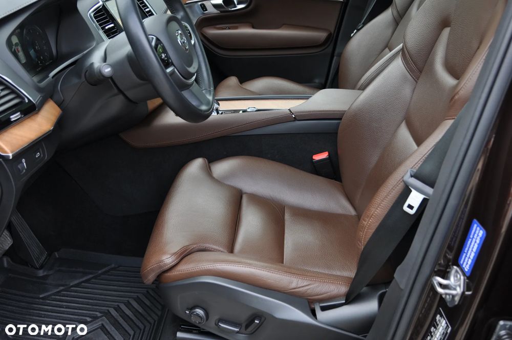 Volvo XC 90 B5 D AWD Inscription 7os - 16