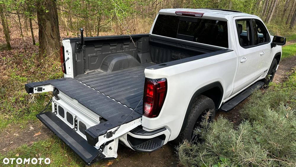 GMC Sierra - 13