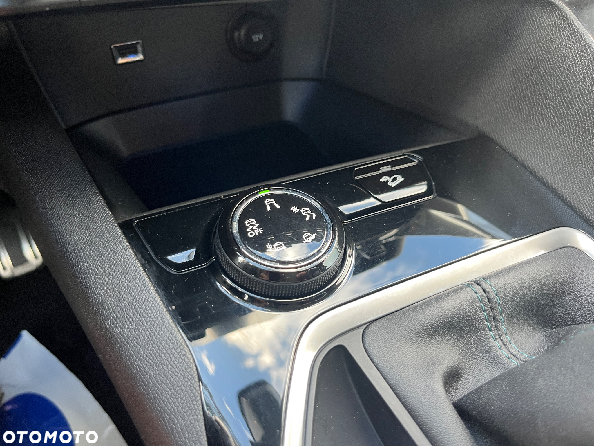 Peugeot 3008 PureTech 130 Stop & Start GPF Crossway - 26