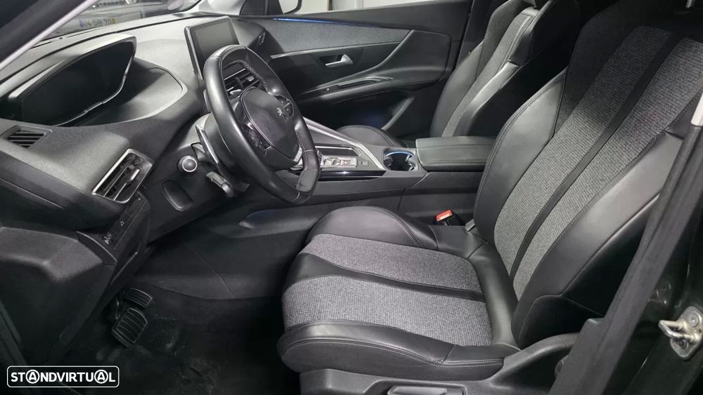 Peugeot 3008 1.2 PureTech Allure EAT6 — fotografia 6