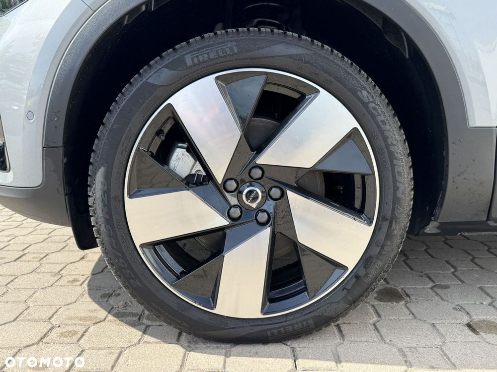 Volvo C40 Recharge 82 kWh Single M Extended Range RWD Ultimate - 29
