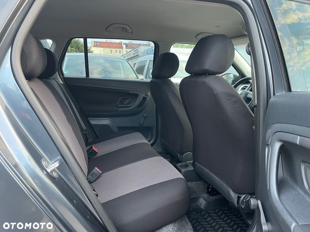 Skoda Fabia 1.2 HTP Ambiente - 21
