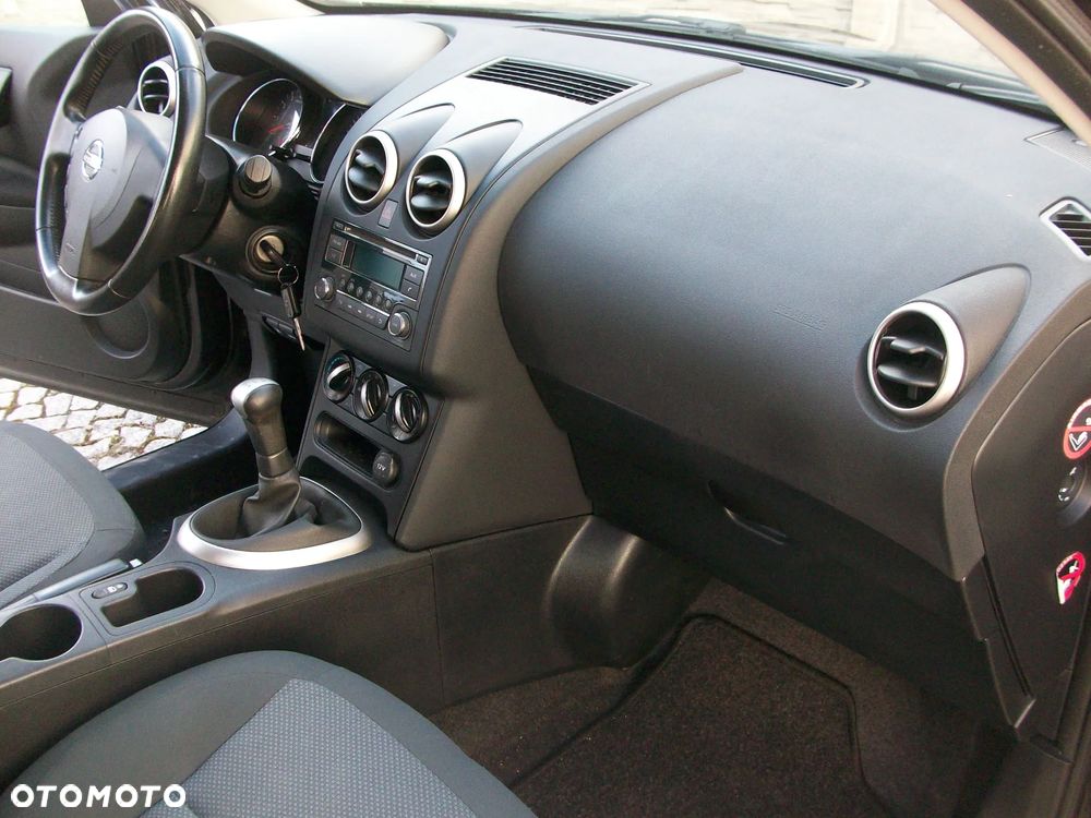 Nissan Qashqai 1.6 acenta - 17