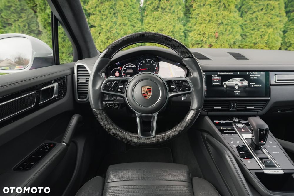 Porsche Cayenne Standard - 11