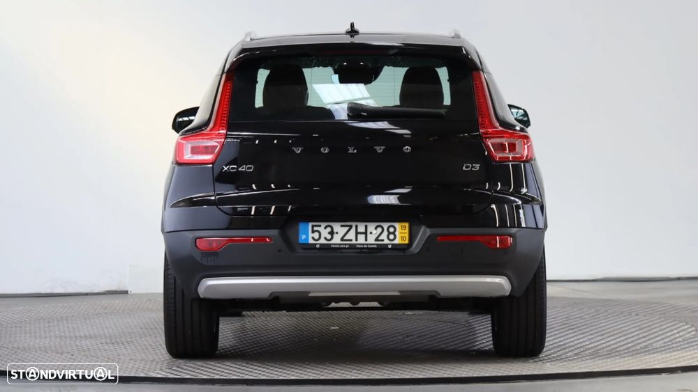 Volvo XC 40 2.0 D3 Momentum Plus - 6