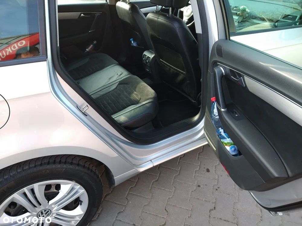 Volkswagen Passat 2.0 TDI Comfortline DSG - 20